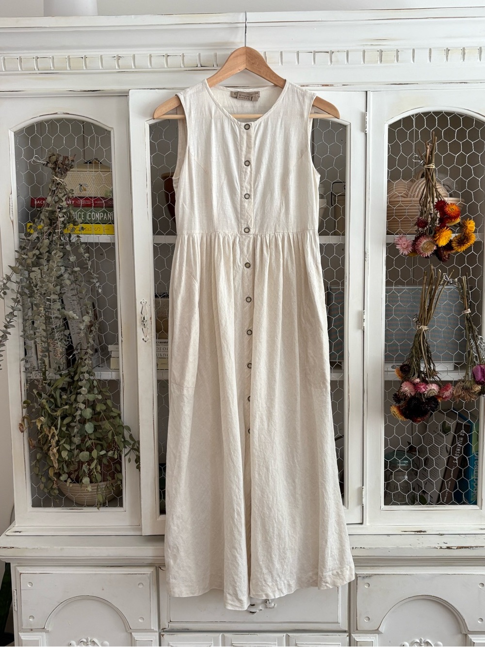 100% Linen Button-Front Sleeveless Maxi Dress in Cream